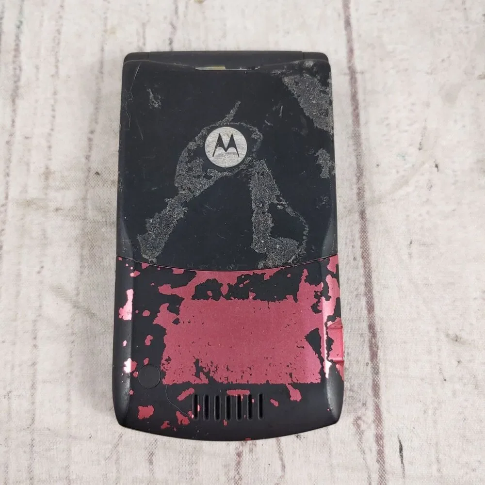 Motorola RAZR V3 Flip Cell Phone - Unlocked GSM Bluetooth - BLACK PINK - Tested